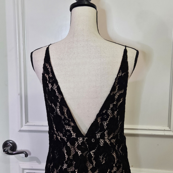 Free People Dangerous Love Black Floral Lace Mini Dress with Beige Liner,Size 12 - Picture 7 of 15